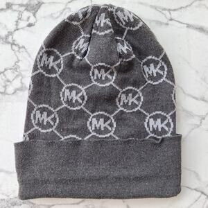 Michael Kors Signature Monogram logo print slouchy knit beanie hat gray cozy